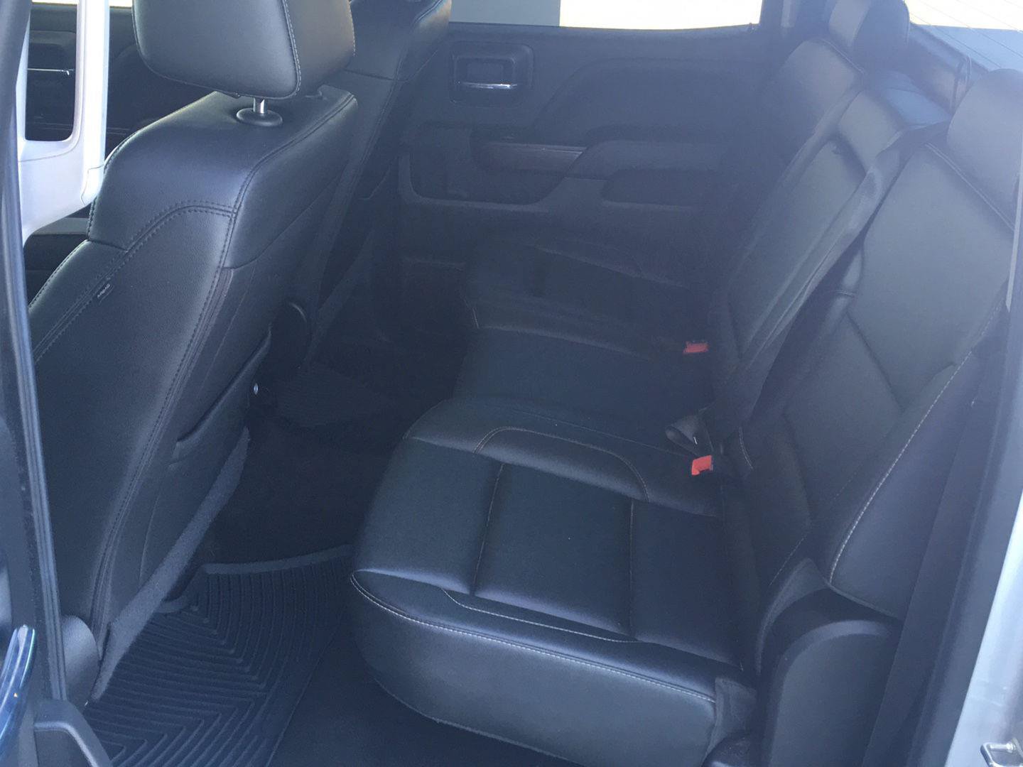 Used 2018 GMC Sierra 1500 SLT w/ SLT Premium Package RWD image 34