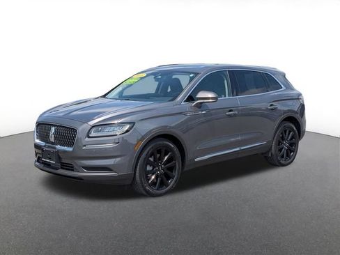 Used 2023 Lincoln Nautilus Reserve w/ Monochromatic Package AWD/4WD image 5