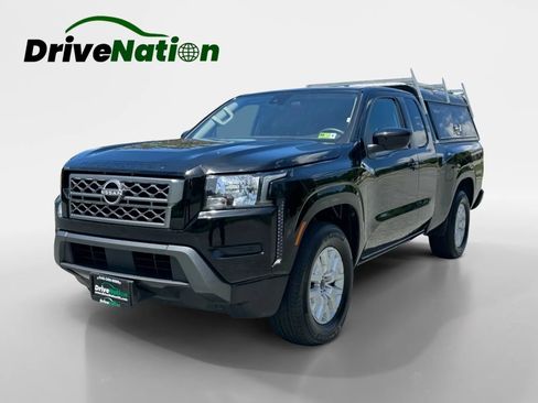 Used 2023 Nissan Frontier SV w/ Technology Package RWD image 1