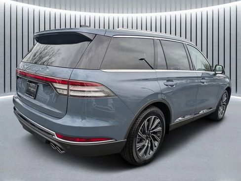 New 2026 Lincoln Aviator 2WD image 3
