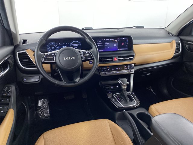 Used 2024 Kia Seltos EX AWD/4WD image 21
