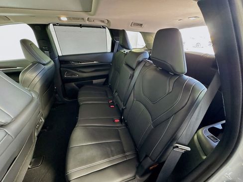 Certified 2025 INFINITI QX60 Sensory image 25