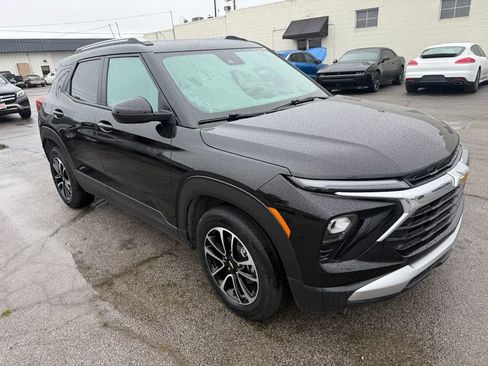 Used 2024 Chevrolet TrailBlazer LT w/ Driver Confidence Package FWD image 14
