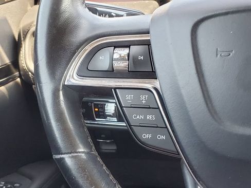 Certified 2023 Lincoln Nautilus Reserve AWD/4WD image 16