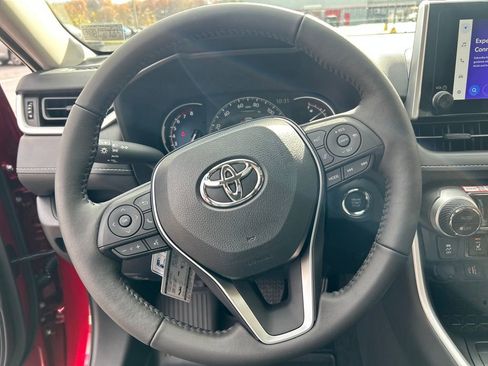 New 2025 Toyota RAV4 XLE image 22