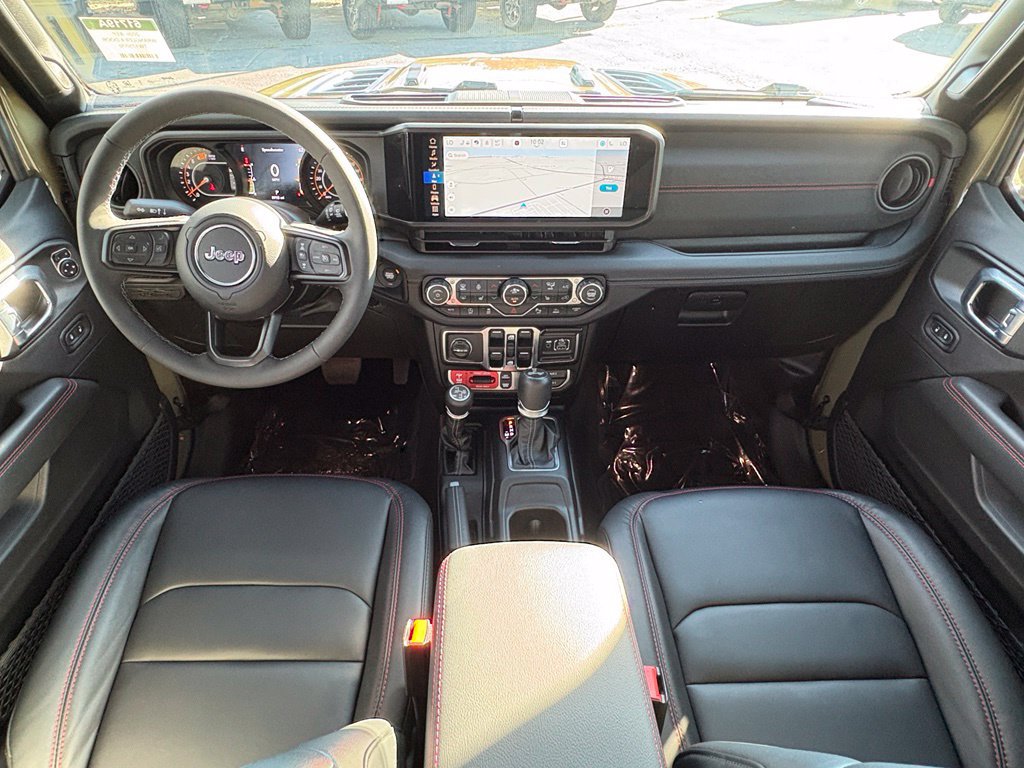 Used 2026 Jeep Wrangler Unlimited Rubicon AWD/4WD image 8