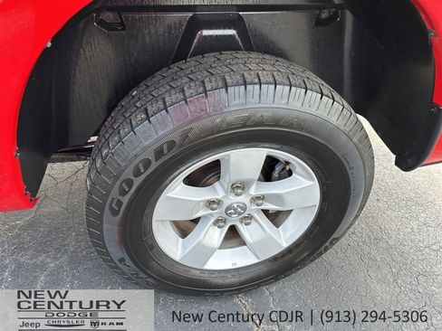 Used 2023 RAM 1500 Classic SLT w/ Trailer & Traction Group image 14