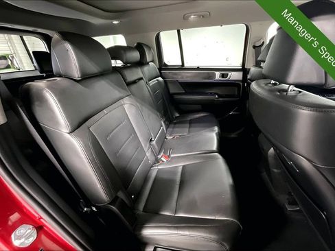 Used 2024 Hyundai Santa Fe Limited FWD image 33