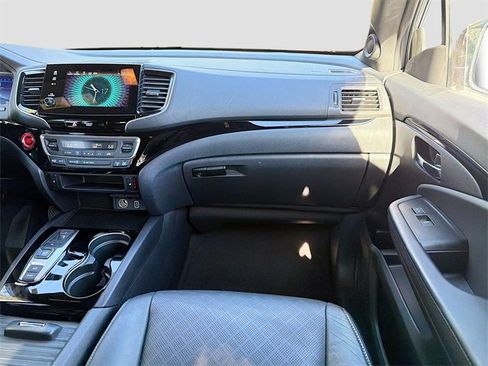 Used 2019 Honda Passport Touring image 19