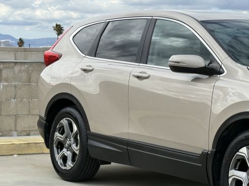 Used 2017 Honda CR-V EX-L image 5