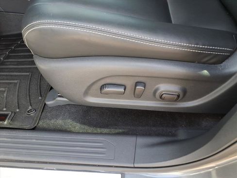 Certified 2024 Nissan Murano SV image 8