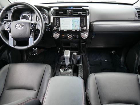 Used 2024 Toyota 4Runner TRD Off-Road Premium w/ Off Road Premium Plus Package AWD/4WD image 10