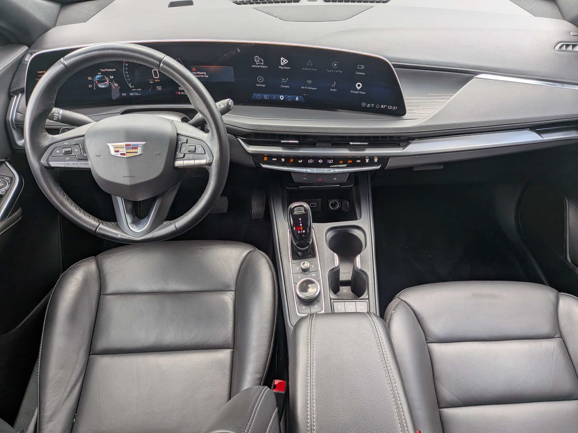 Used 2025 Cadillac XT4 Premium Luxury FWD image 17