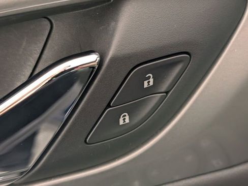 Certified 2023 Chevrolet Traverse LT w/ LPO, Floor Liner Package image 11