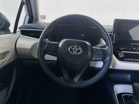 Used 2026 Toyota Corolla LE FWD image 18