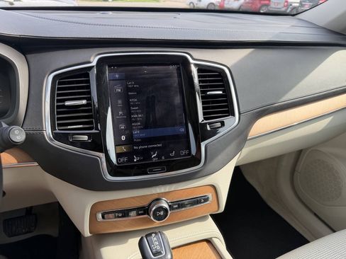 Used 2016 Volvo XC90 T6 Inscription w/ Vision Package AWD/4WD image 24