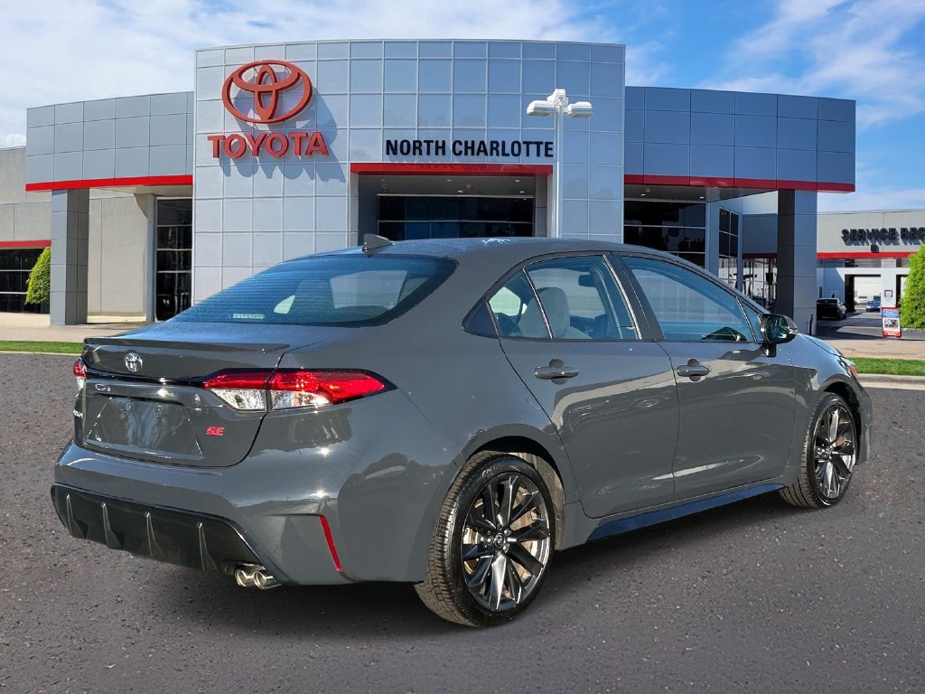 Used 2024 Toyota Corolla SE FWD image 8