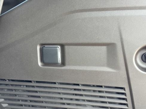 New 2026 Chevrolet Tahoe LS image 23