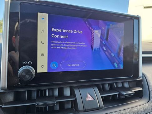 Certified 2025 Toyota RAV4 XLE w/ Convenience Package image 29