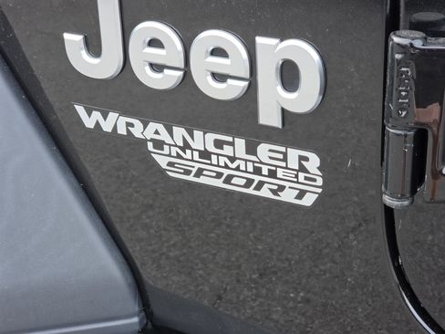 Used 2020 Jeep Wrangler Unlimited Sport S AWD/4WD image 5
