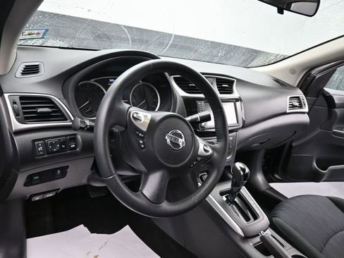 Used 2019 Nissan Sentra SV image 13