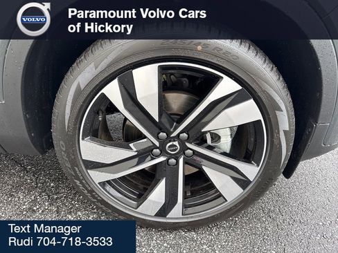 New 2026 Volvo XC40 B5 Ultra w/ Climate Package image 9