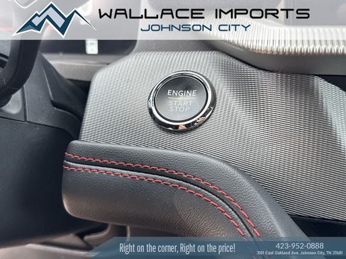 Used 2025 Ford Explorer ST-Line w/ ST-Line Street Pack AWD/4WD image 20
