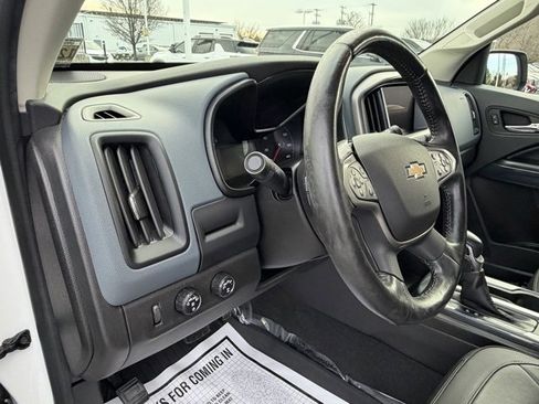 Certified 2022 Chevrolet Colorado Z71 w/ Safety Package image 33