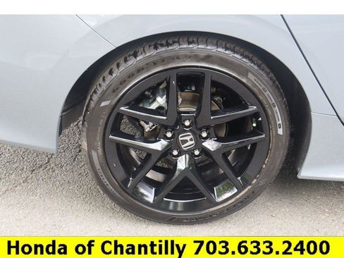 Used 2025 Honda Civic Sport image 28