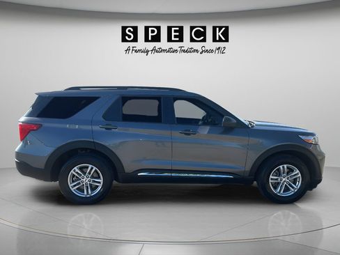 Used 2024 Ford Explorer XLT w/ Equipment Group 202A AWD/4WD image 6