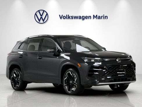 New 2026 Volkswagen Tiguan SEL R-Line AWD/4WD image 7