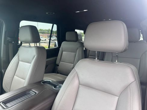 Used 2021 Chevrolet Tahoe Z71 AWD/4WD image 12