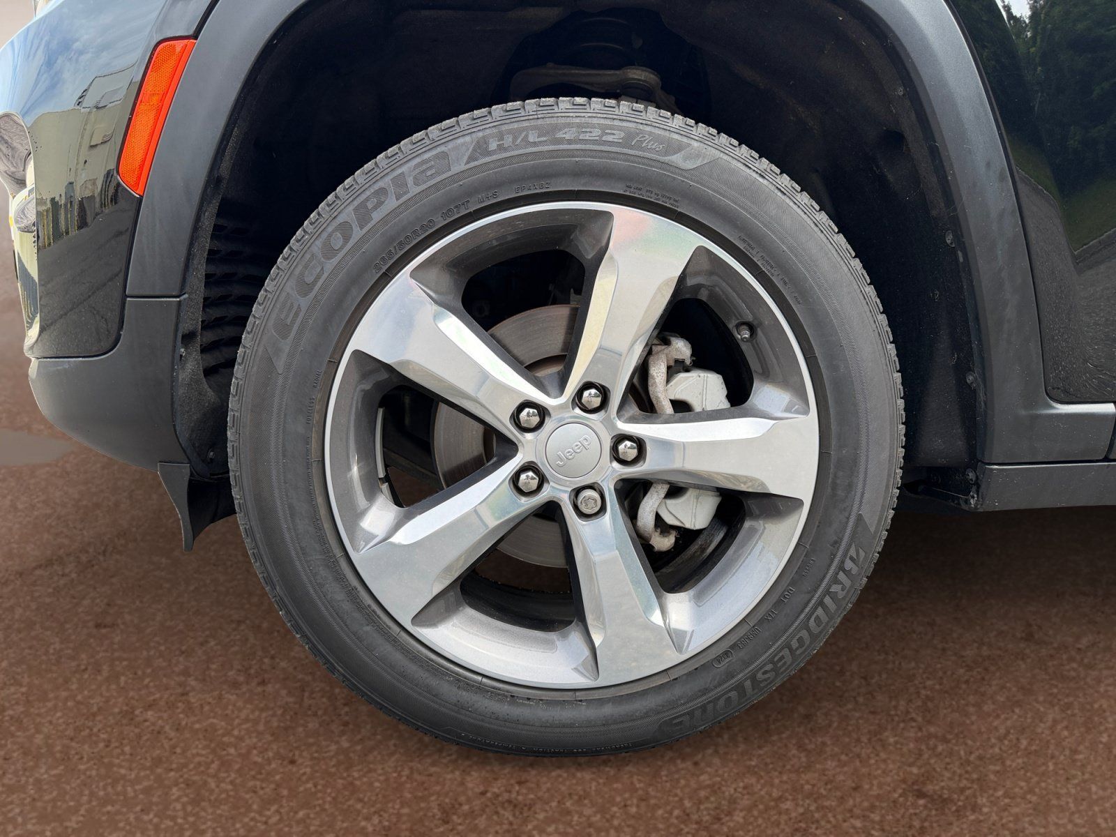 Used 2025 Jeep Grand Cherokee Limited AWD/4WD image 9
