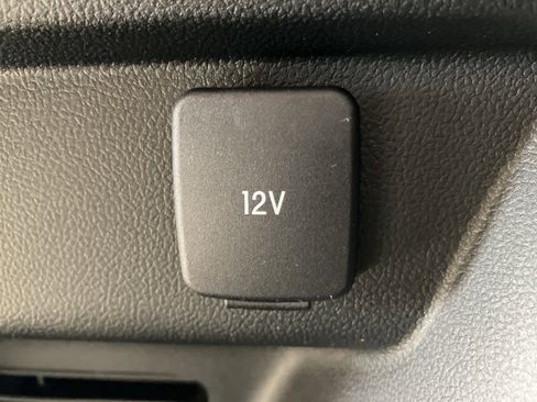 Used 2022 Ford Escape Titanium w/ Class II Trailer Tow Package image 33