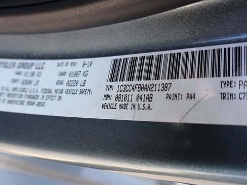 Used 2010 Chrysler Sebring Touring image 25