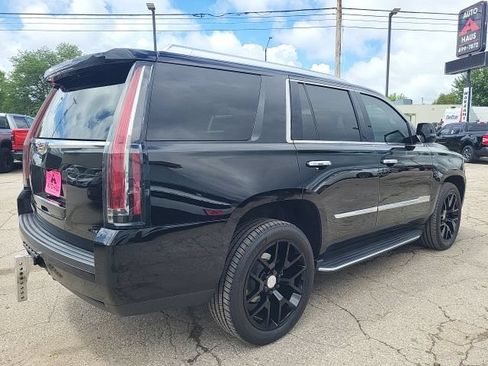Used 2020 Cadillac Escalade Luxury AWD/4WD image 10