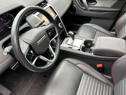 Used 2023 Land Rover Discovery Sport SE R-Dynamic AWD/4WD image 9