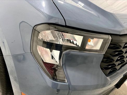 Used 2025 Ford Maverick XLT w/ Equipment Group 302A image 28