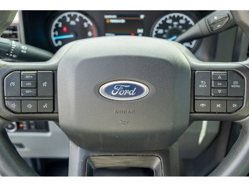 Used 2023 Ford F250 XL w/ XL Chrome Package AWD/4WD image 16