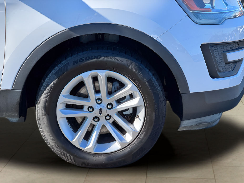 Used 2016 Ford Explorer FWD image 38