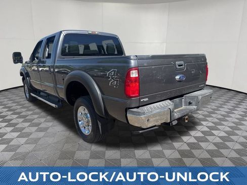 Used 2015 Ford F250 XLT w/ XLT Premium Package AWD/4WD image 14