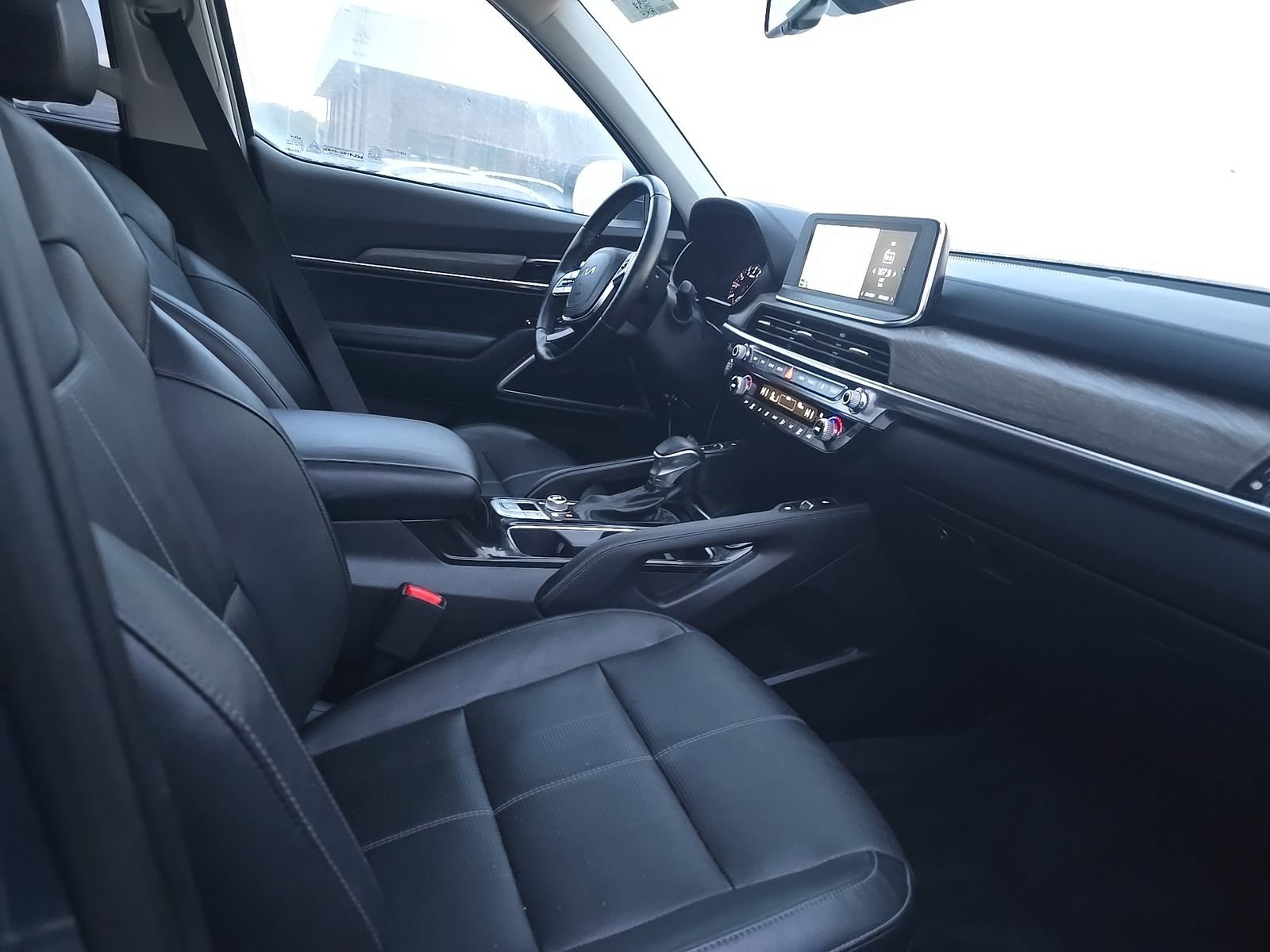 Used 2022 Kia Telluride EX AWD/4WD image 5