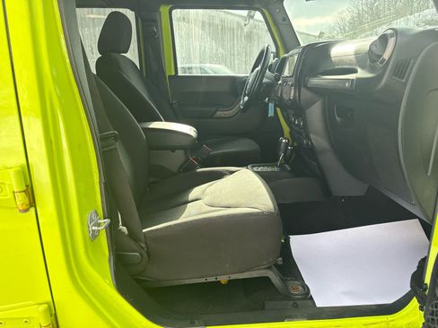 Used 2016 Jeep Wrangler Unlimited Sport w/ Quick Order Package 24S image 24