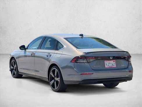 Used 2024 Honda Accord Sport image 8