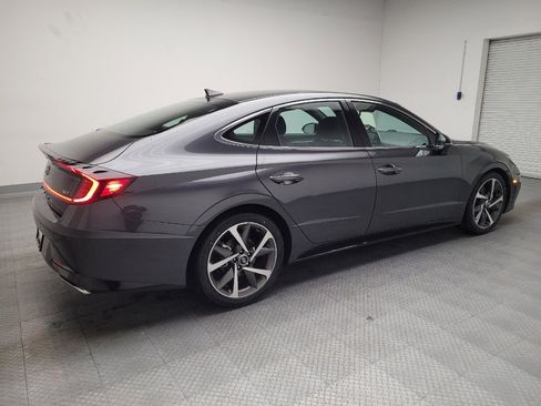 Used 2021 Hyundai Sonata SEL Plus w/ Preferred Accessory Package image 10
