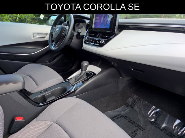 Used 2024 Toyota Corolla SE FWD image 9