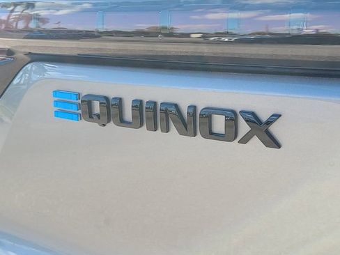 New 2026 Chevrolet Equinox EV LT w/ LPO, Blackout Package FWD image 9