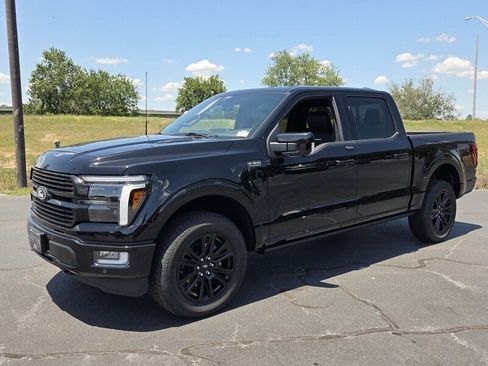 Used 2025 Ford F150 Platinum w/ FX4 Off-Road Package AWD/4WD image 3