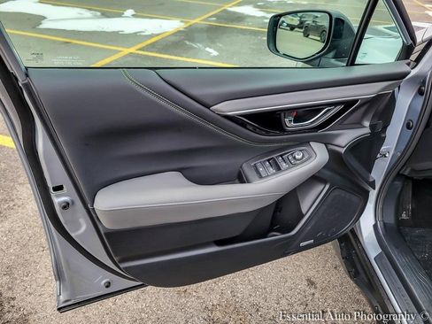 Certified 2025 Subaru Outback Onyx Edition image 25