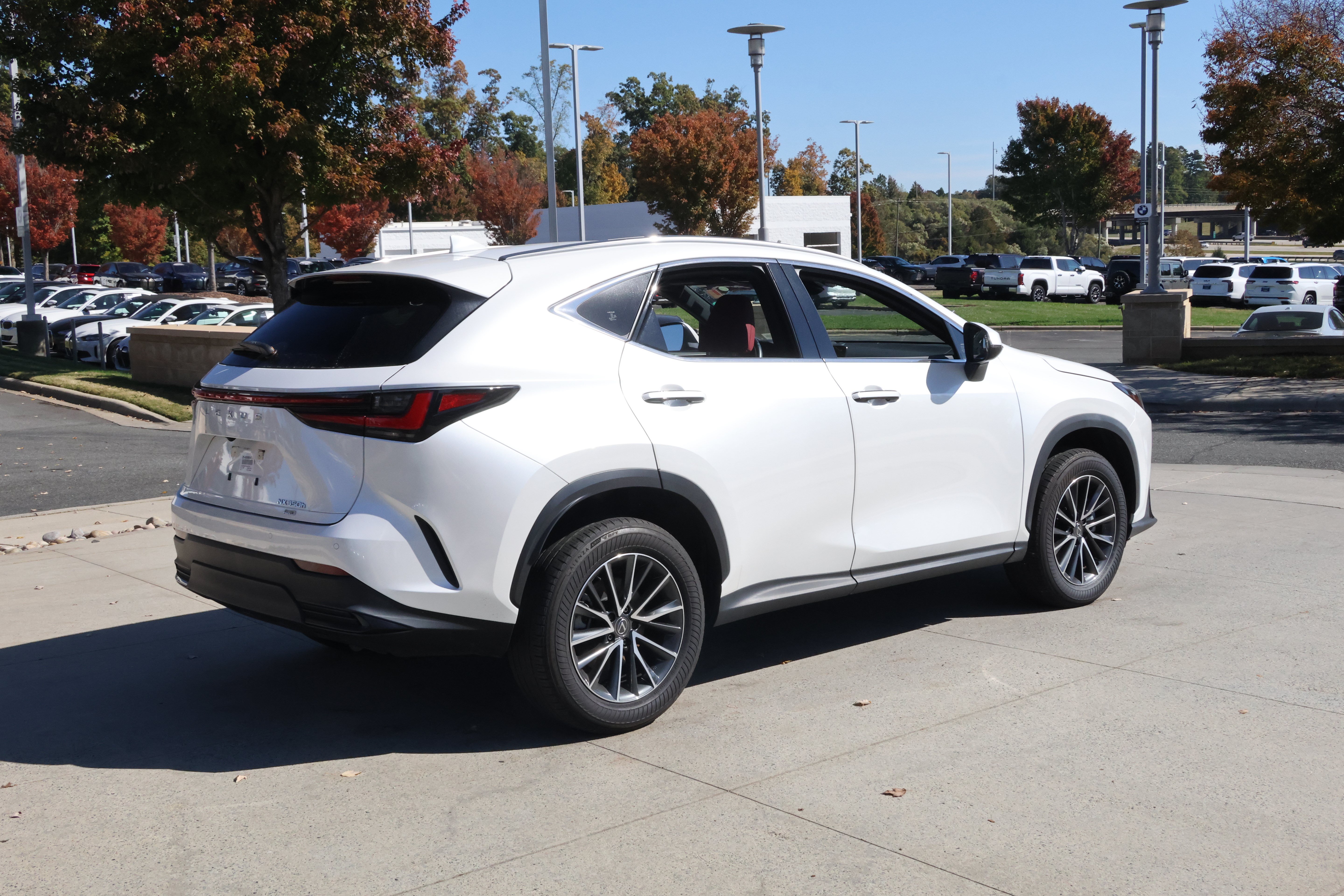 Used 2025 Lexus NX 350h AWD w/ Cold Area Package image 9